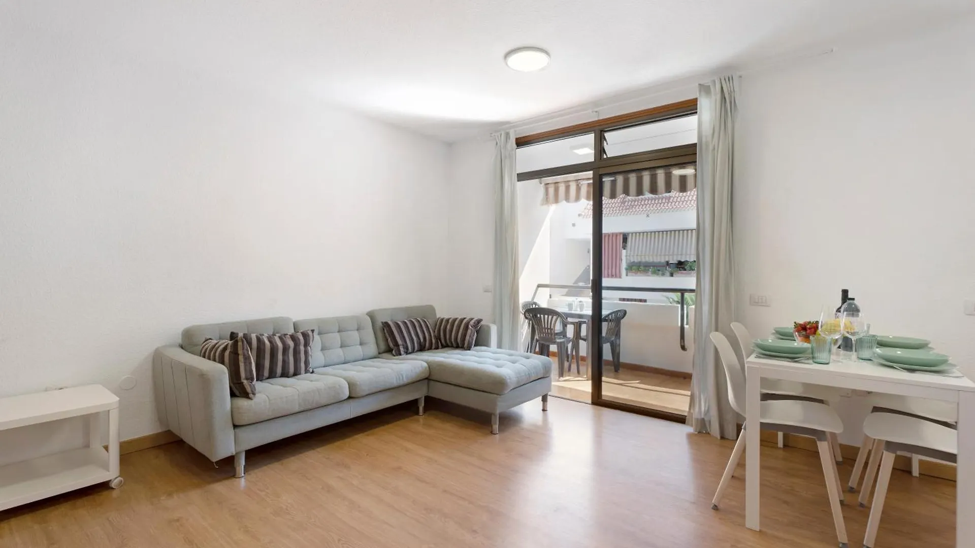 Family Duplex Altamira Playa Las Americas Tenerife South Arona  0*, Arona (Tenerife)